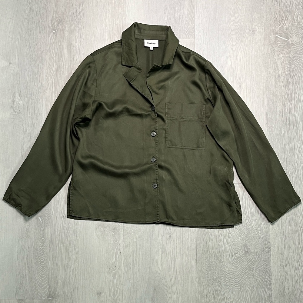 DARLING SATIN CAMP SHIRT LONG SKEEVE CROP BUTTON COLLAR SMALL